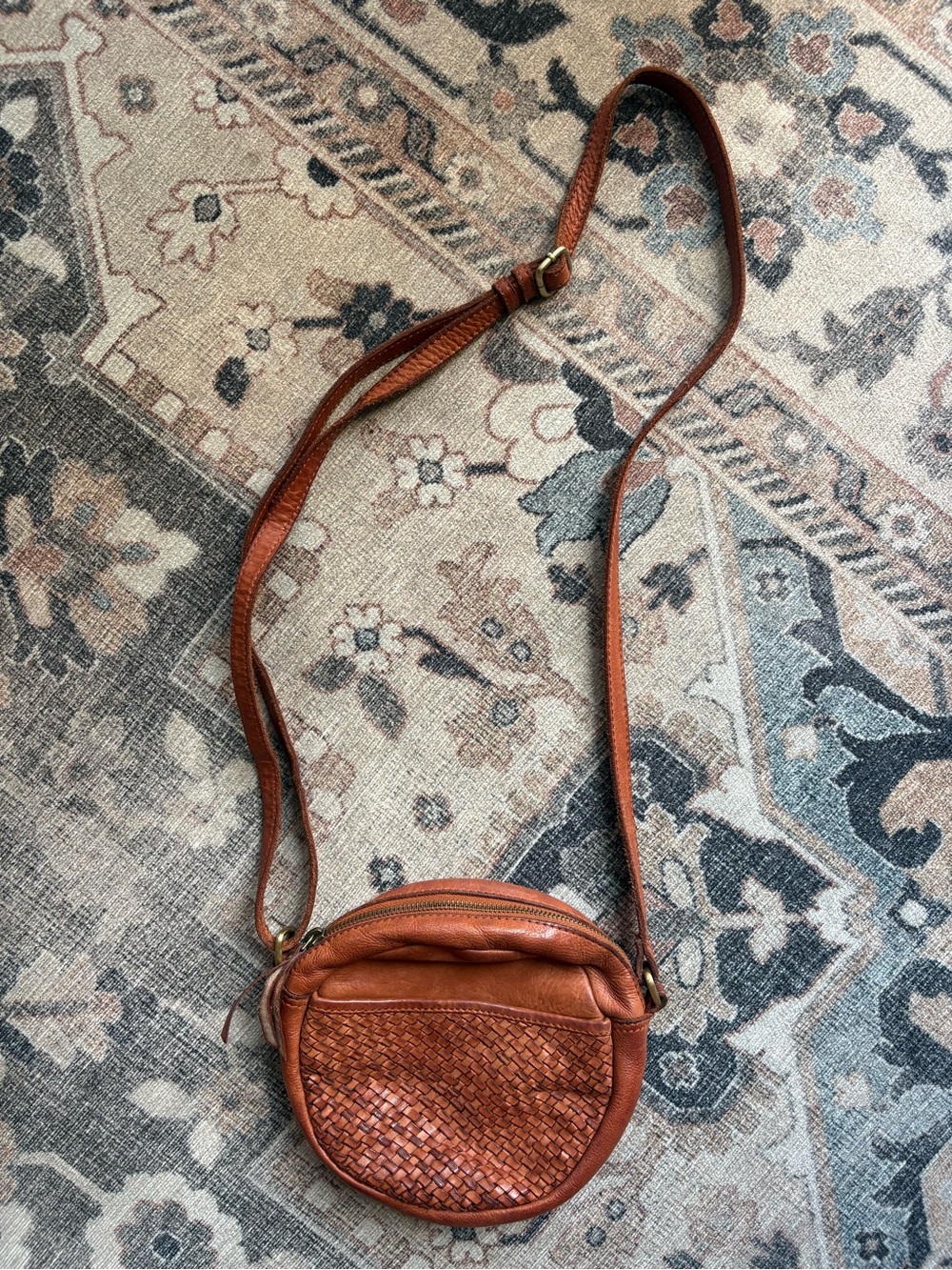 Marta Ponti Portugal Woven Leather round crossbody bag